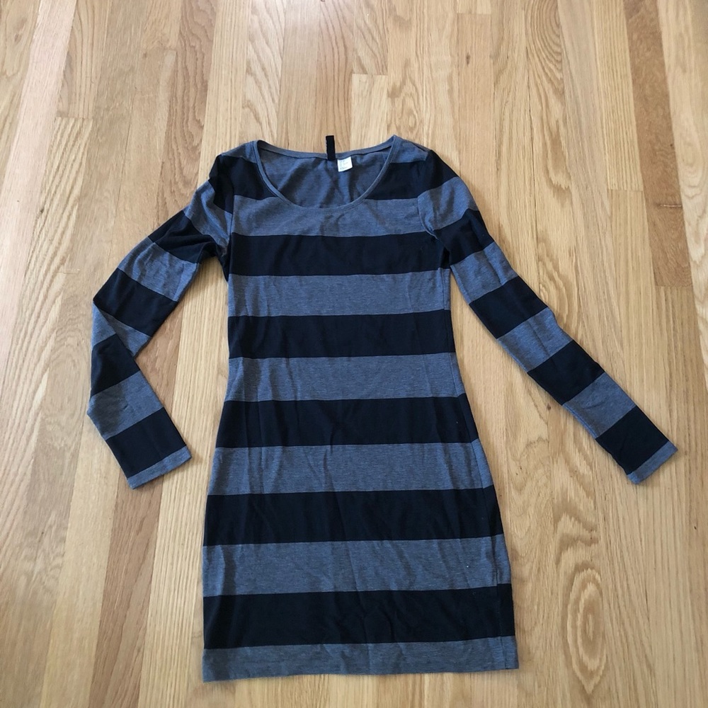 Divided Bodycon Striped Dress